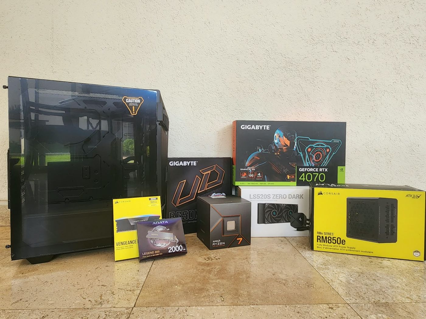 Una build real, pieza por pieza, antes de armarla.